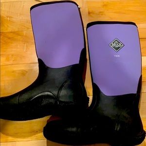Purple/Black Muck Boots